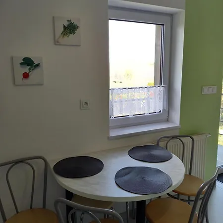 Radogoszcz- Nad Jeziorem Apartamento